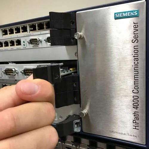 AMC Services For Siemens Hipath 4000 System Version 1 To Version 7