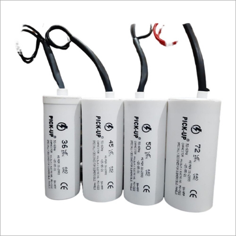 Subimmersible Panel Capacitor