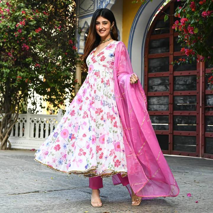 Beautiful Fox Georgette With Organza Dupptta