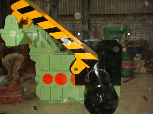 Green Cantilever Uncoiler Machine