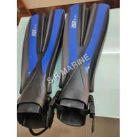 Diving Fins Ist - Body Material: High-grade Flexible Polymer