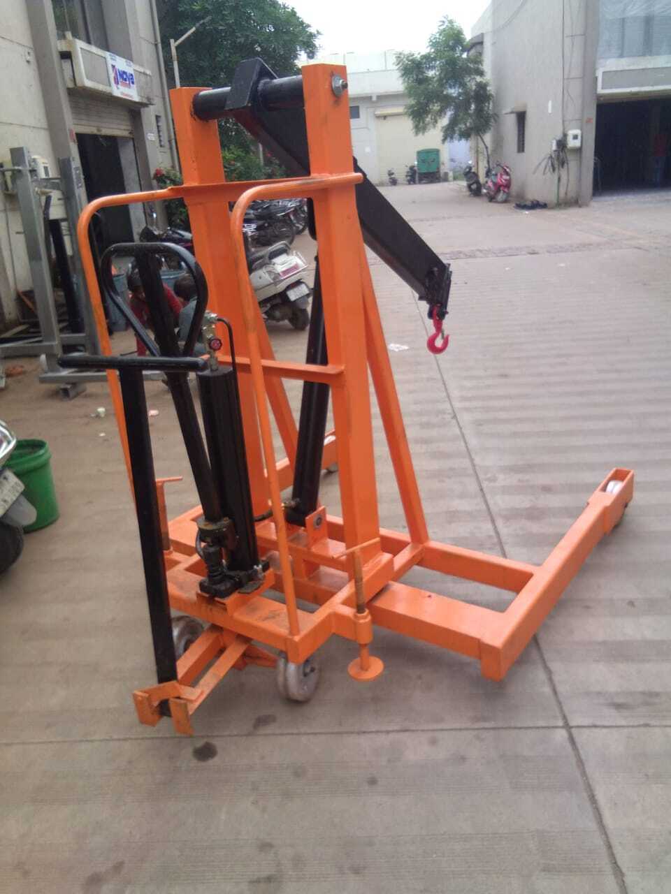 Hydraulic Floor Cranes