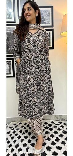 New Stylish Pure Cotton Kurti With Pent Set