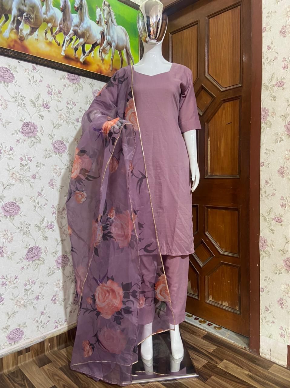 Beautiful Pair Maska Cotton Silk Kurti With Plazzo