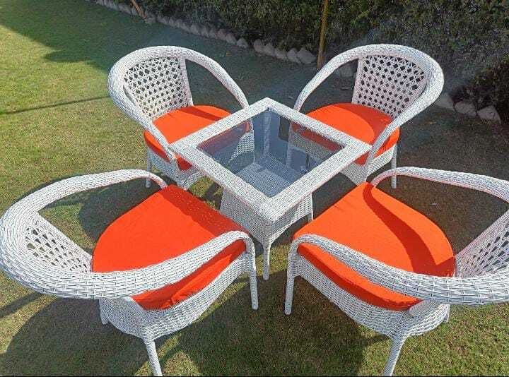 D 8 Outdoor Chair