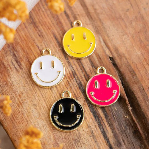 12mm Smiley Enamel Charms Pendants