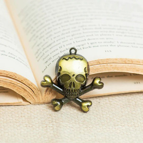 48mm Skull Antique Alloy Charms Pendants