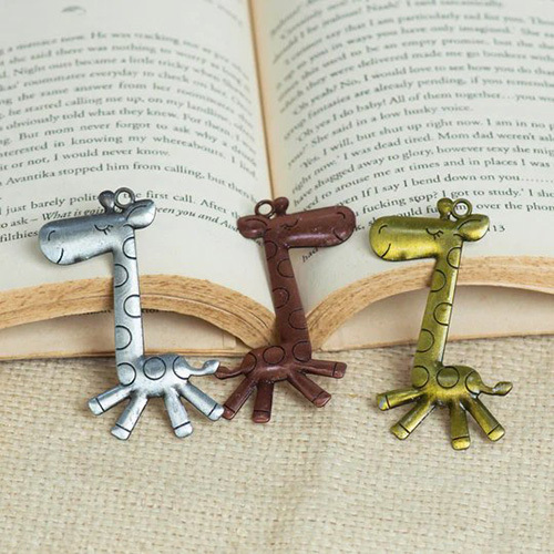 68mm Giraffe Antique Alloy Charms Pendants