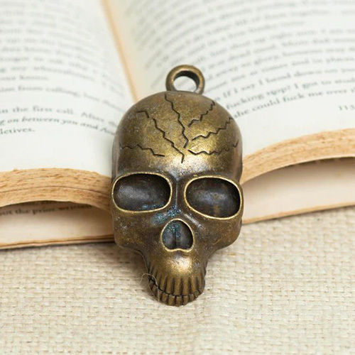 38mm Skull Antique Alloy Charms Pendants