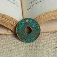 25mm Antique Alloy Charms Pendants - Color: Green-patina