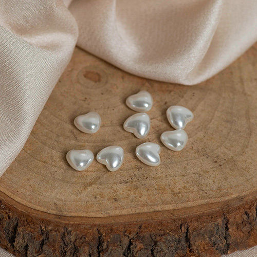 White 8Mm Heart Uncut Pearl Beads