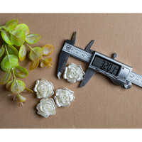 Rose Plastic Pearl Flower Beads - 32mm Size, 500g Weight | No Hole, Cream White Color