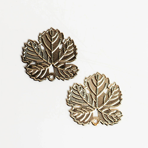 Metal art leaf | H-22mm W-22mm | 100 Pcs | F-2-15