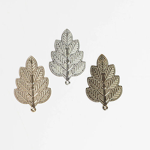 44mm Metal Art Leaf