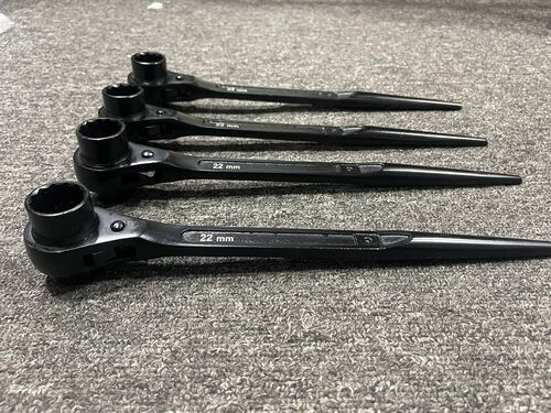 Black Scaffold Ratchet Wrench