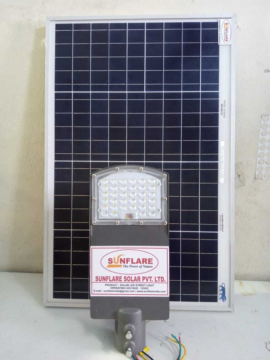 Hybrid Solar Street Light