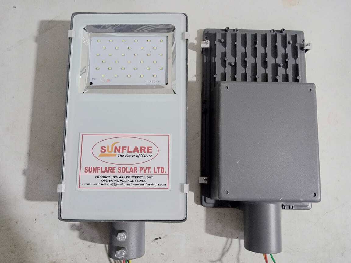 Hybrid Solar Street Light