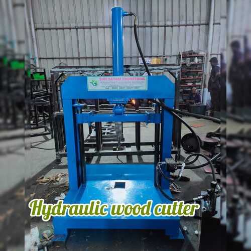 HYDRAULIC wood cutting machine