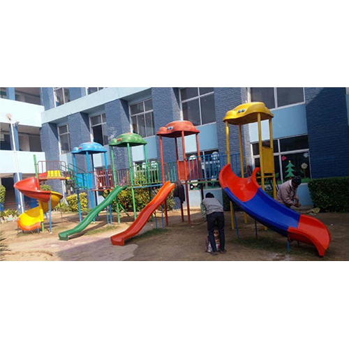 Four Canopy Swing For Big School Garden