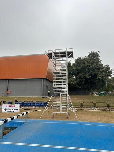 Aluminum Mobile Scaffold Tower With Cantilever