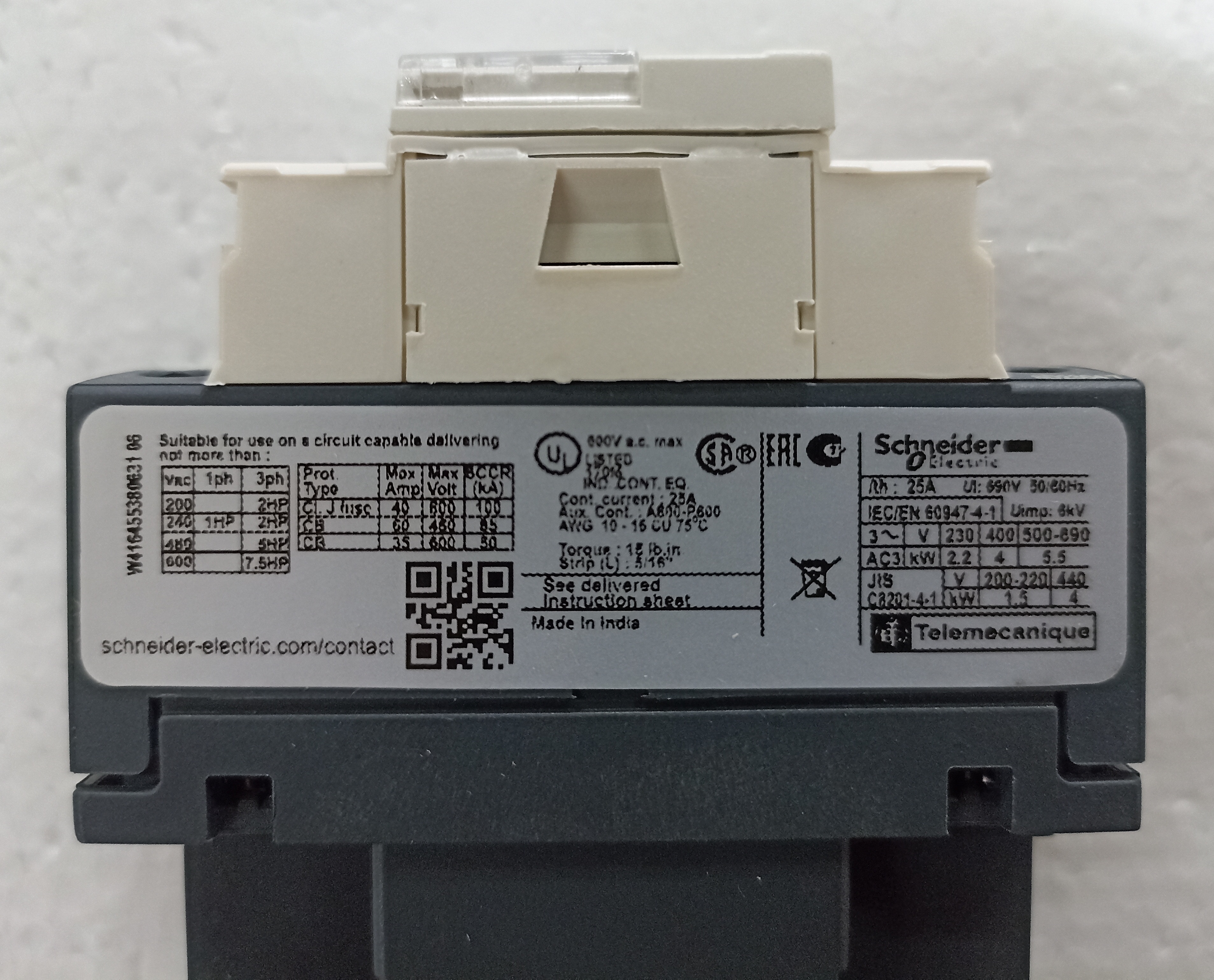 SCHNEIDER NEW LC1D 09 CONTACTOR