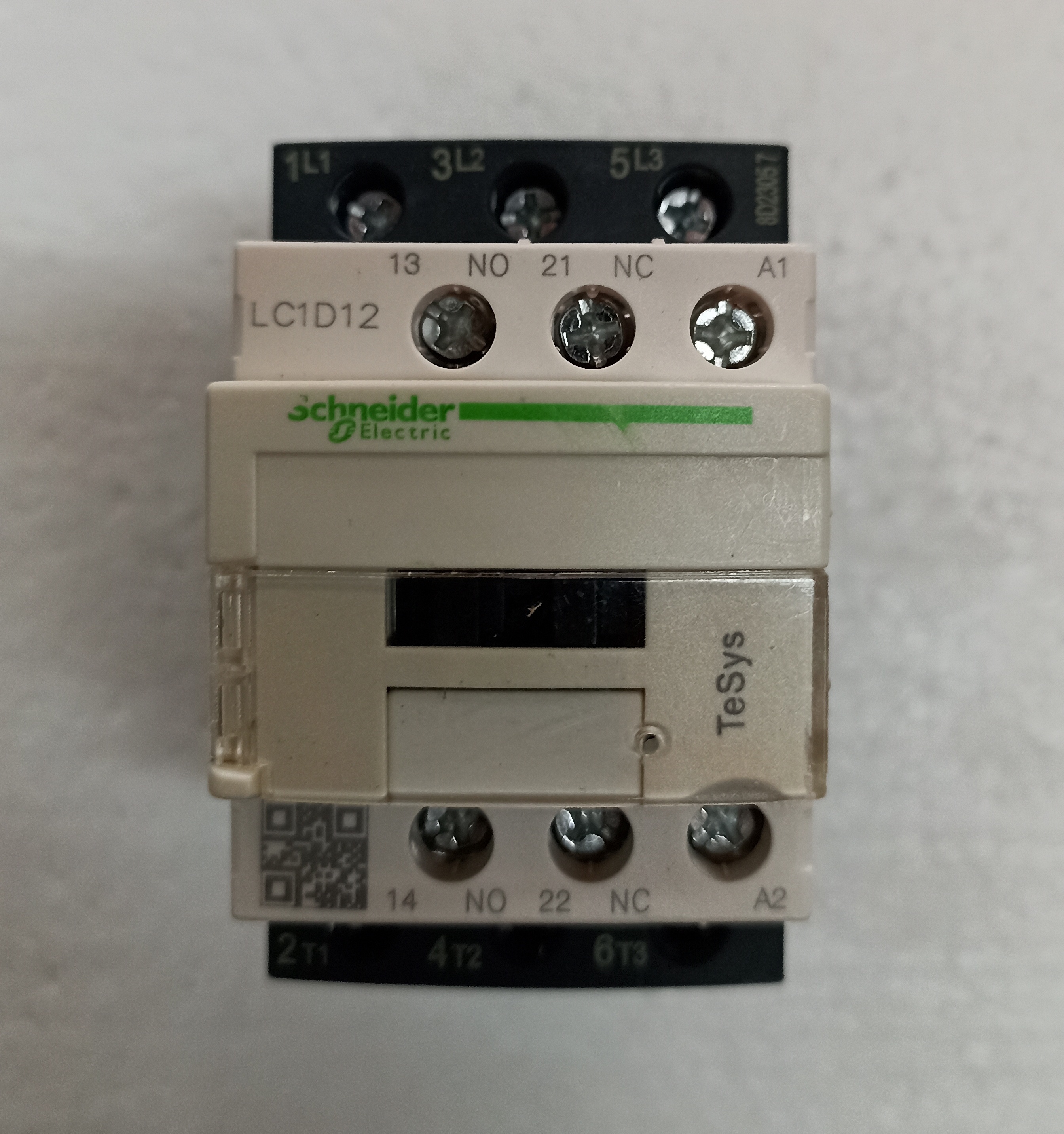 SCHNEIDER NEW LC1D12 CONTACTOR