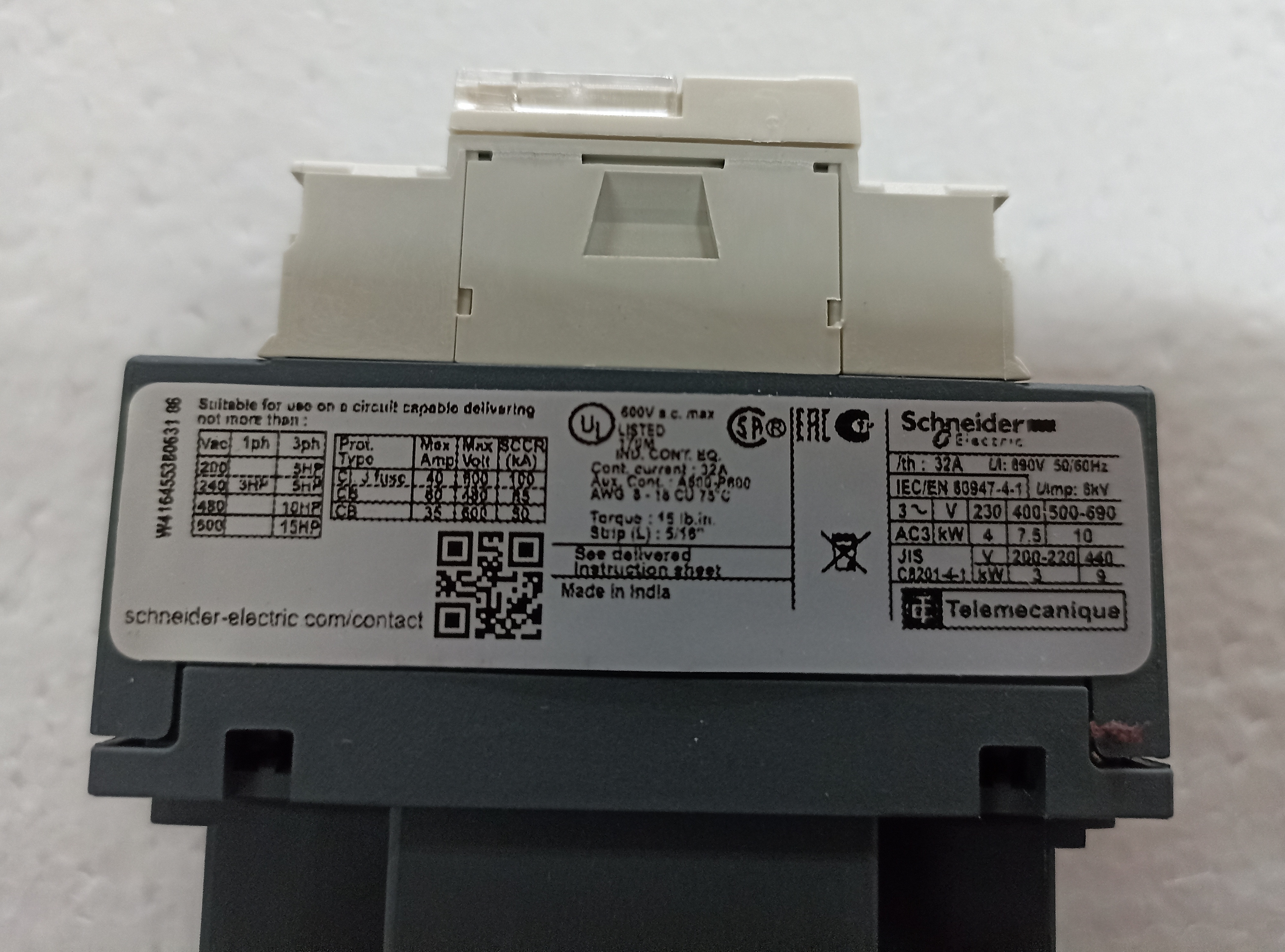 SCHNEIDER NEW LC1D18 CONTACTOR