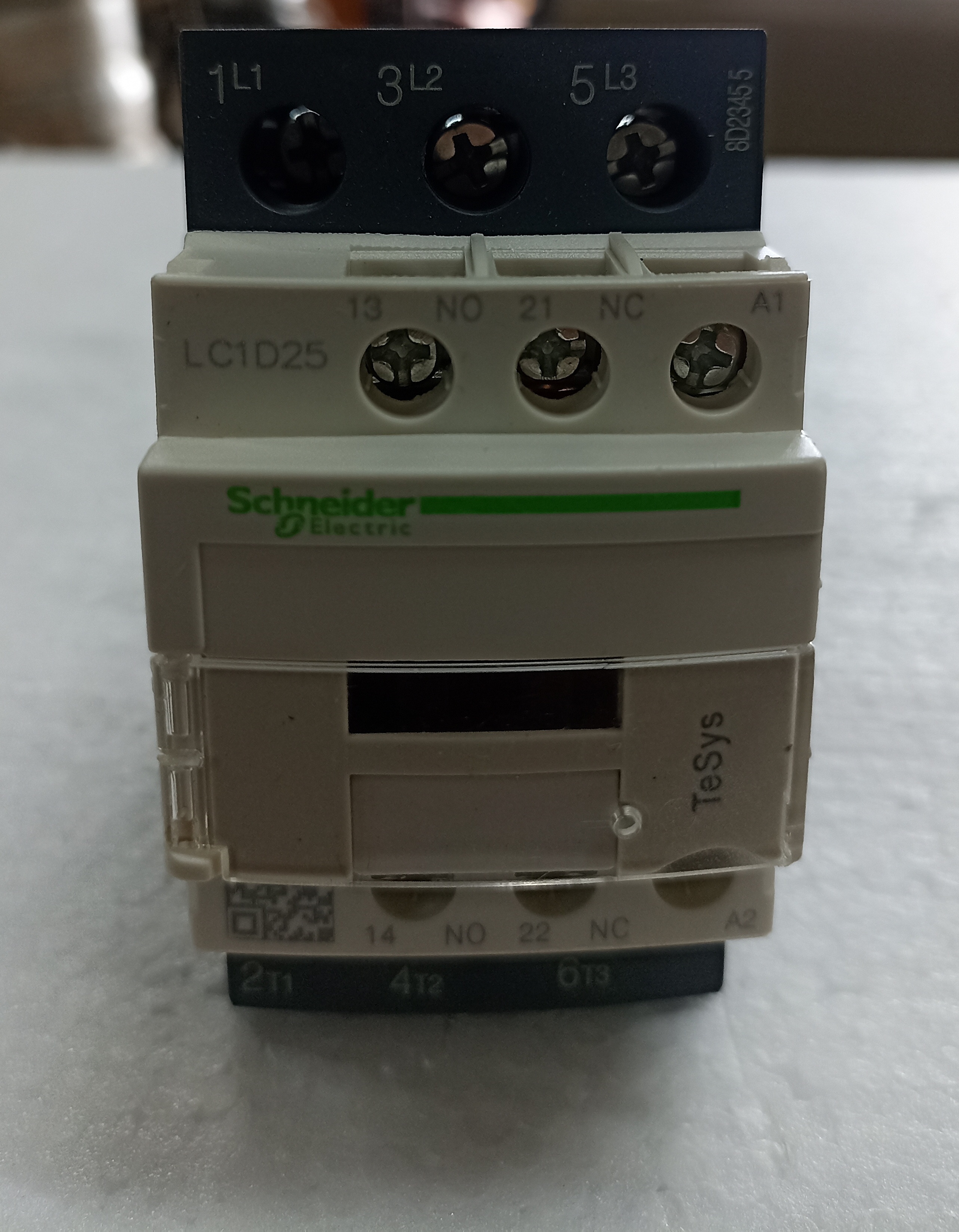 SCHNEIDER NEW LC1D25 CONTACTOR