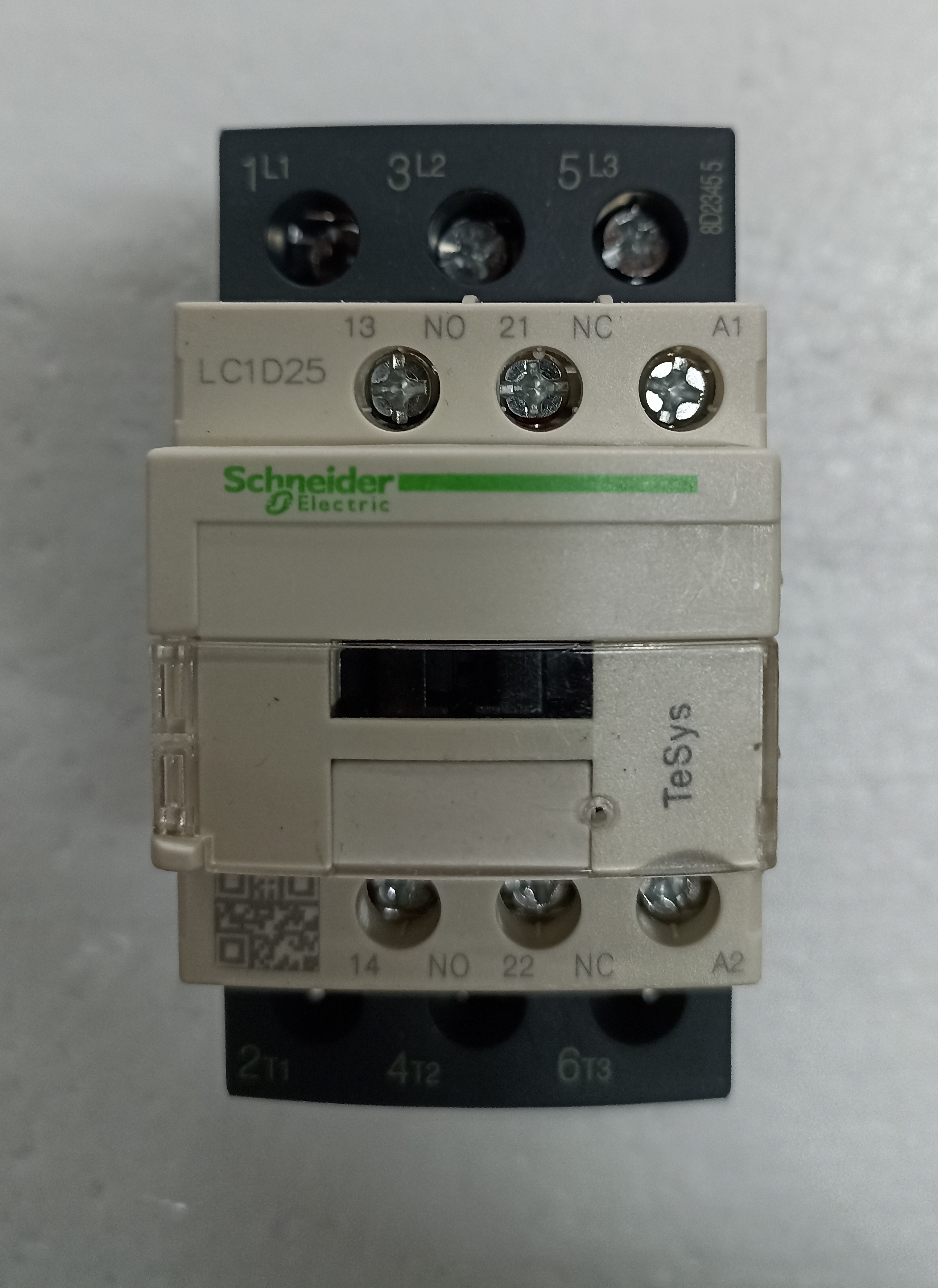 SCHNEIDER NEW LC1D25 CONTACTOR