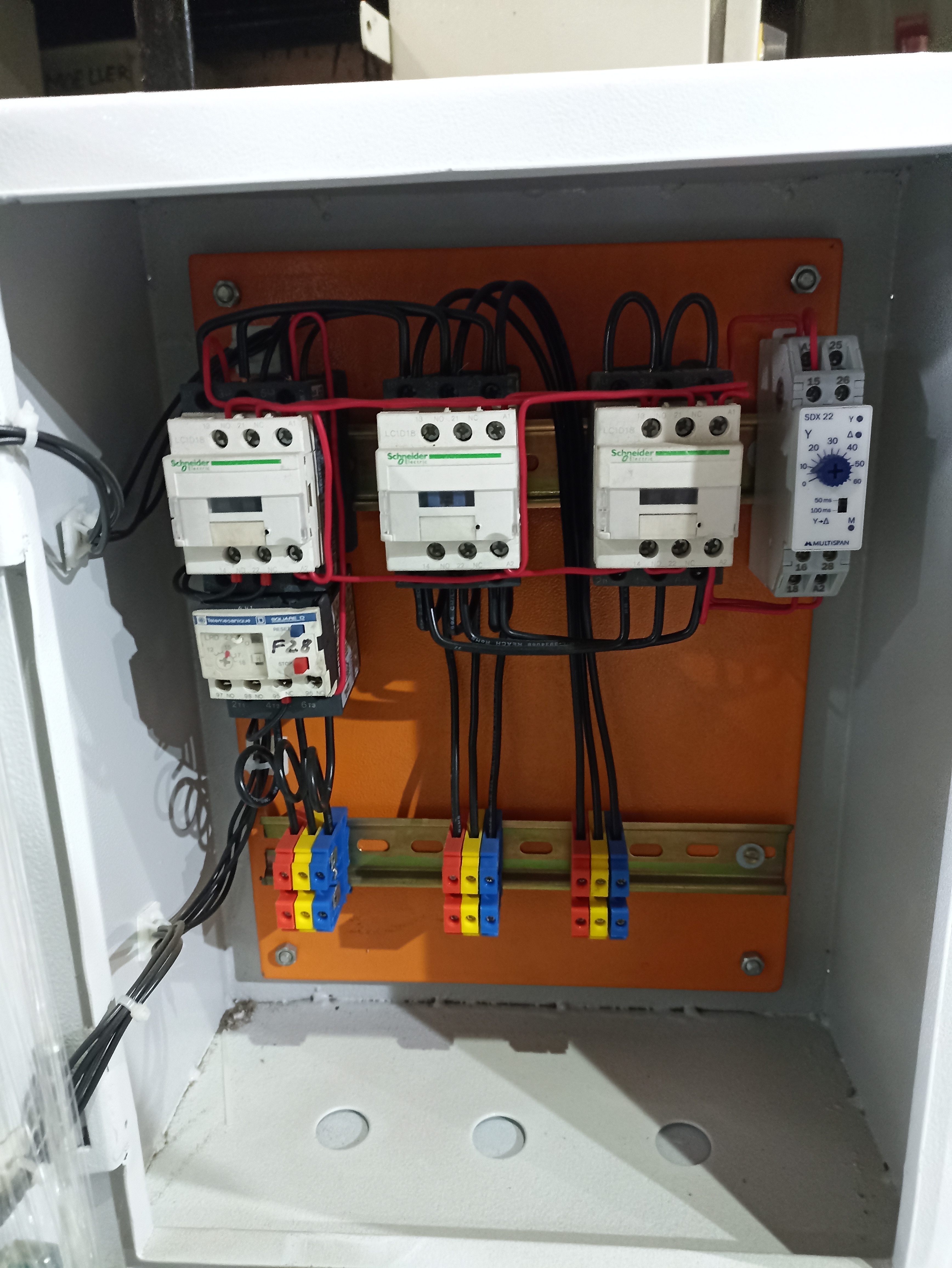 SCHNEIDER LC1D-18 STAR-DELTA STARTER