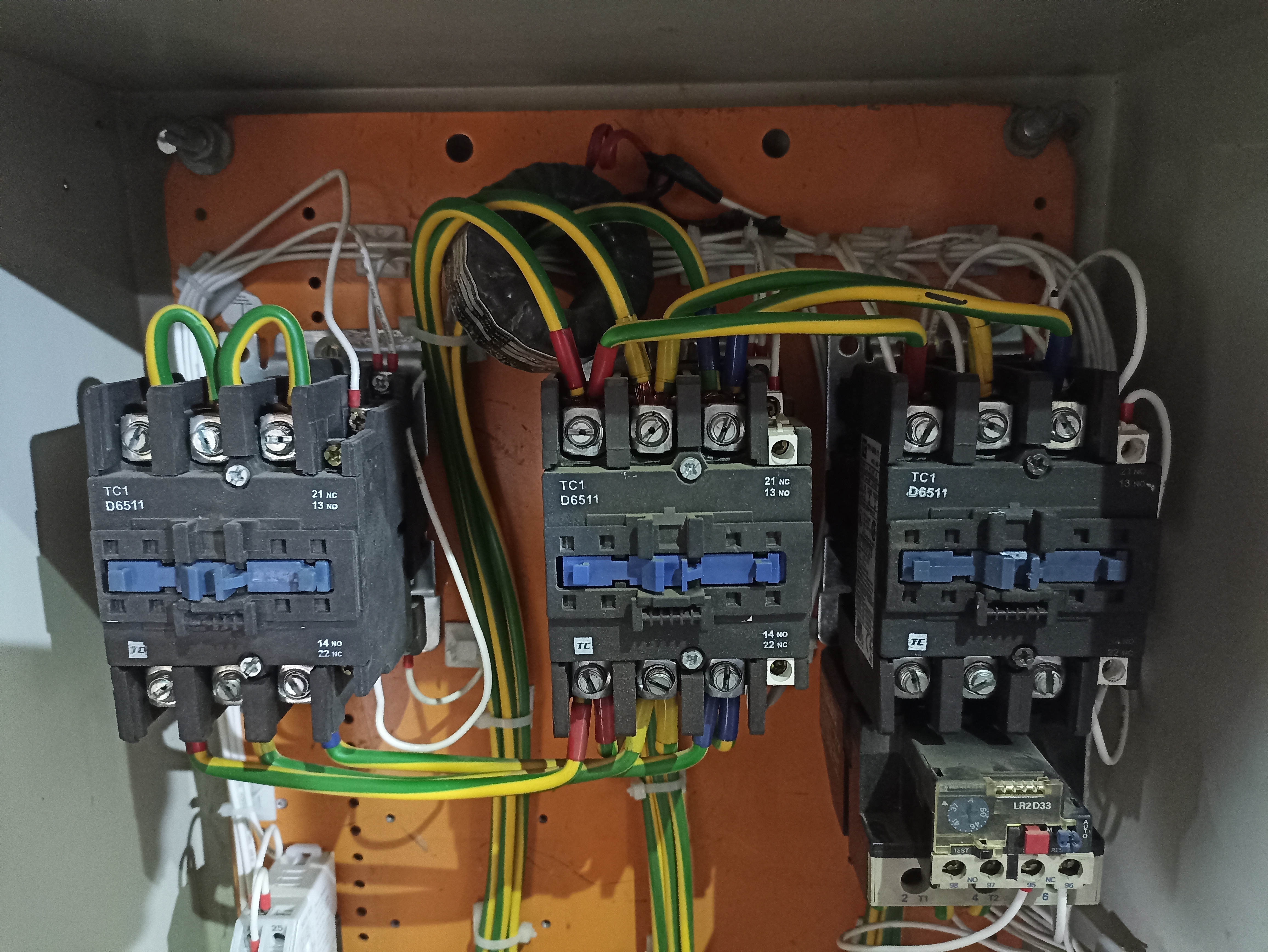 TC LC1D65 STAR-DELTA STARTER