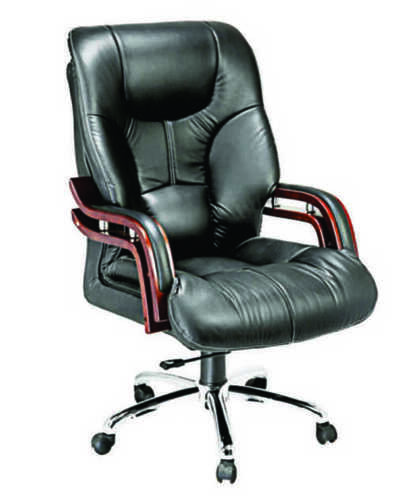 REVOLVING EXECUTIVE CHAIR  BLD 118
