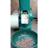 Semi Automatic Cattle Feed Pellet Machine