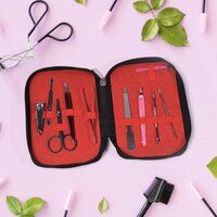 MANICURE PEDICURE KIT