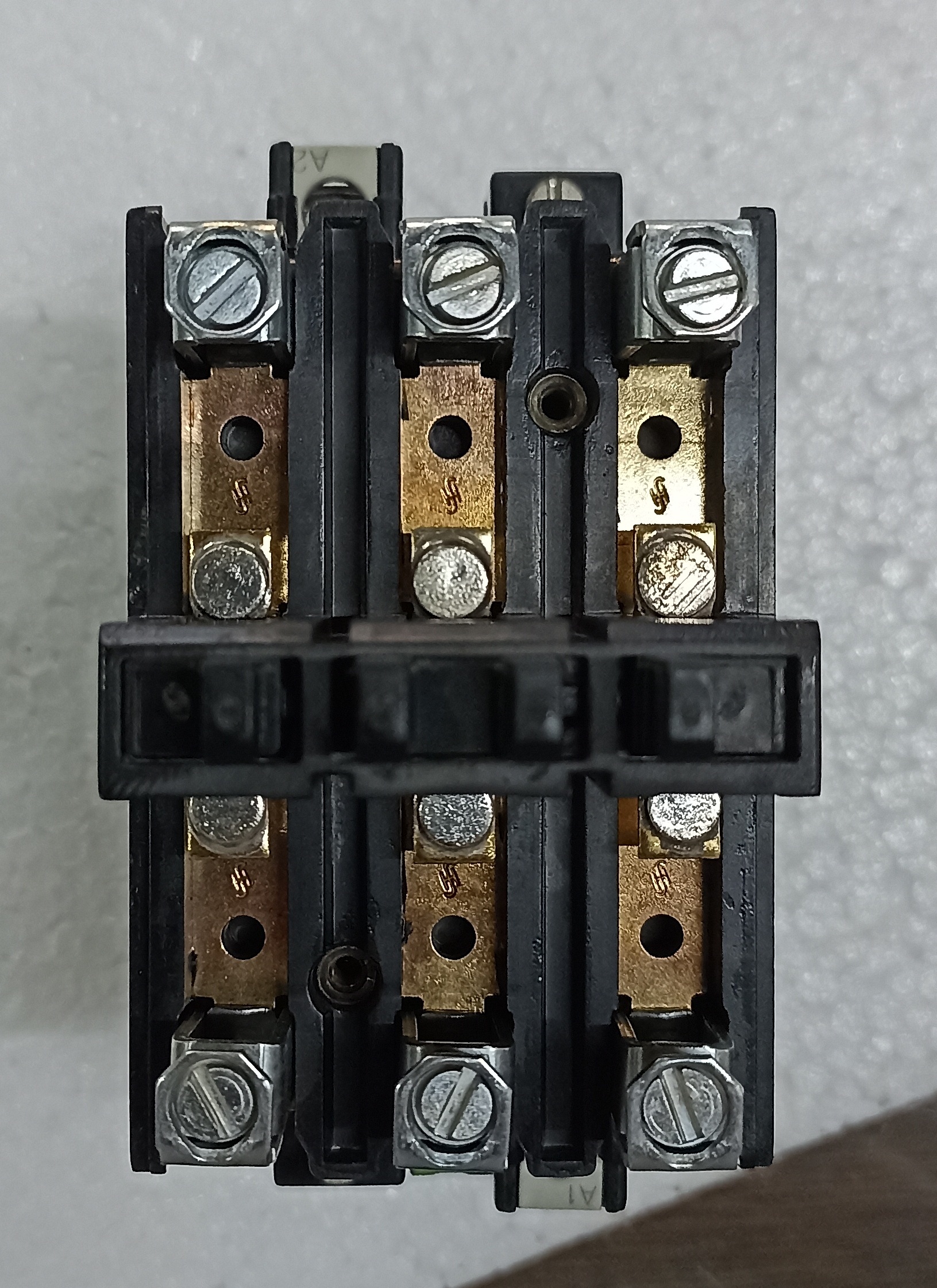 SIEMENS 3TF - 34 CONTACTOR