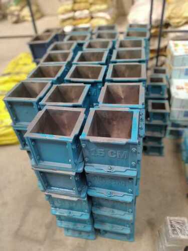 Cube Mould 150x150