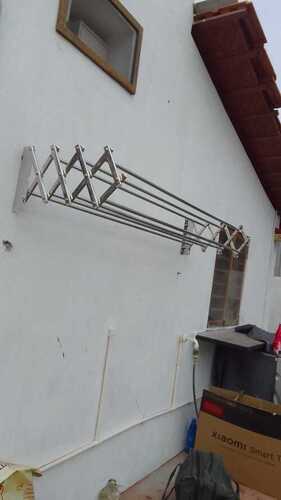 Wall mounted cloth  drying hangers in Solvampalayam Coimbatore