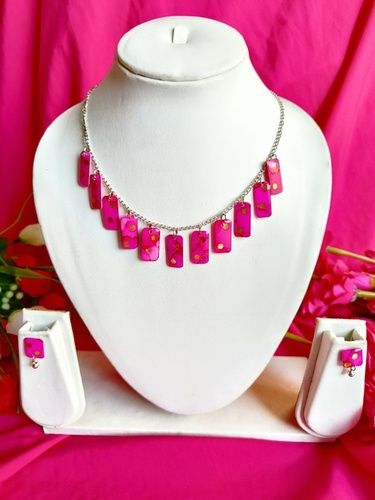 Handmade resin necklace set