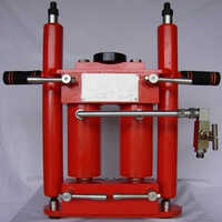 Industrial Bolted Tank Lifting Jack - Color: Red