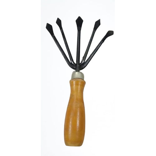 Hand Cultivator - Material: Wood