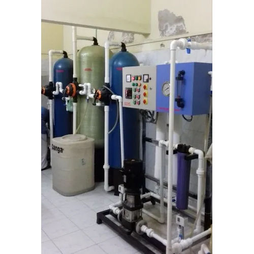 Semi Automatic 2000 Lph Fully Reverse Osmosis Plant