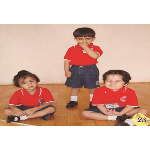 स्कूल हाफ टी-शर्ट चेस्ट साइज: 20-42 इंच