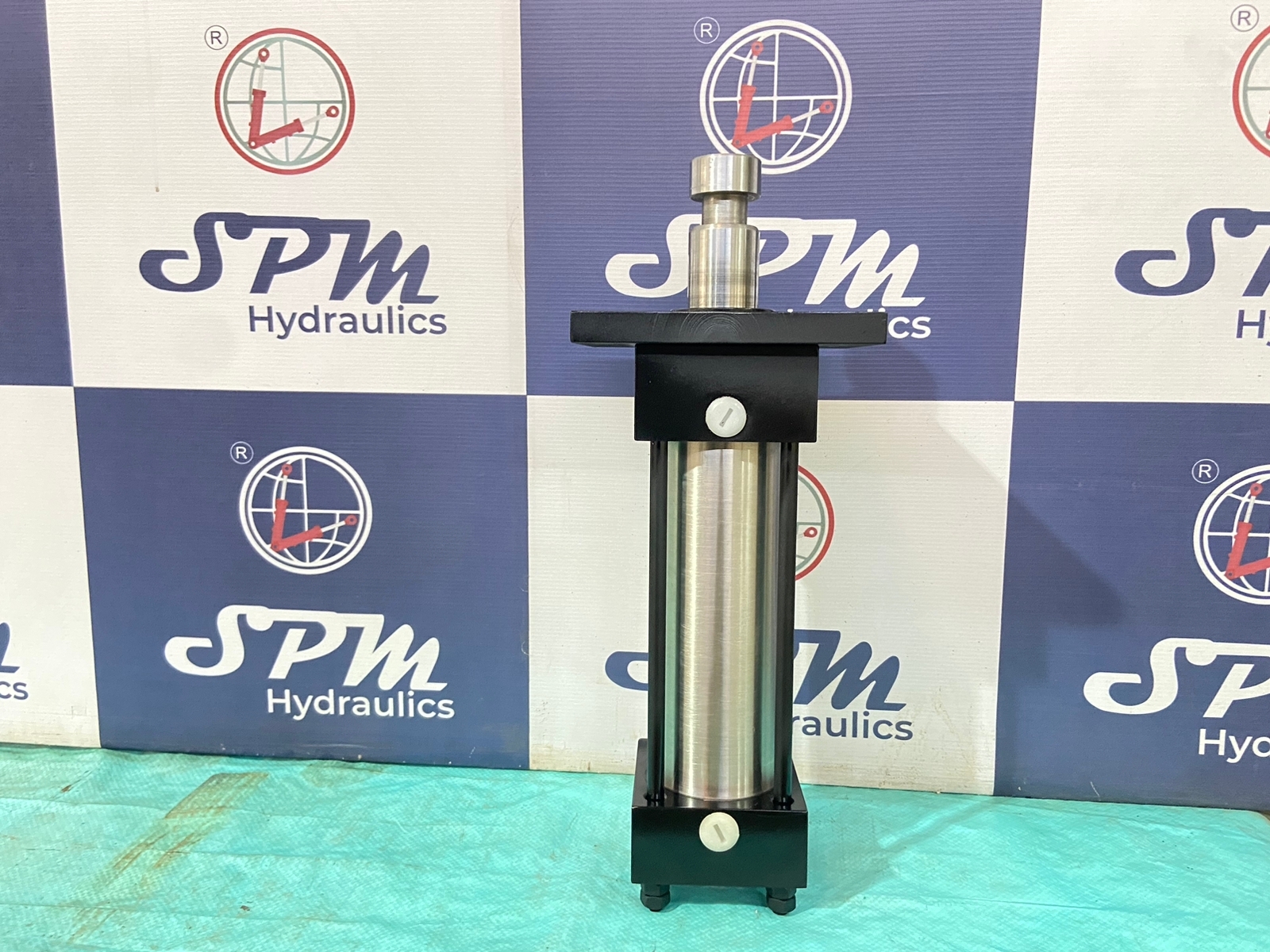 Front Flange Mounted Tie Rod Hydraulic Cylinder