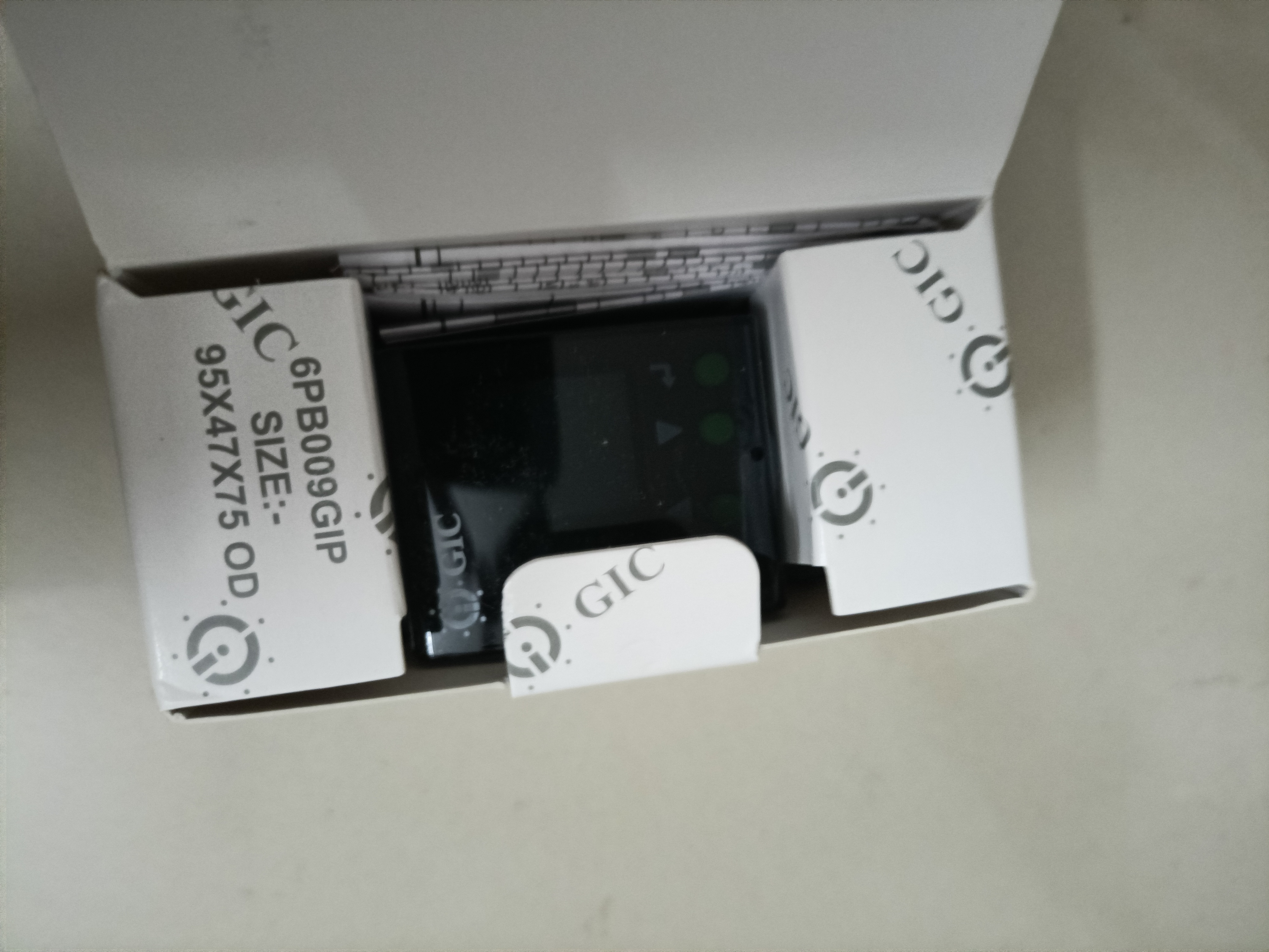 Digital supply monitoring relay