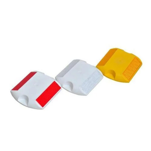 Multicolor Plastic Road Studd