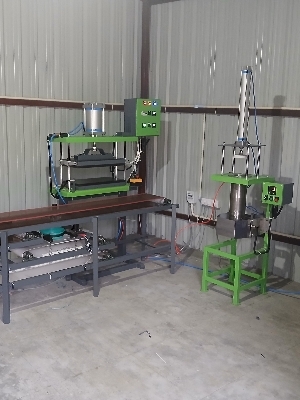 Semi Automatic Chapati  Making Machine Capacity: 20 Pcs/Min
