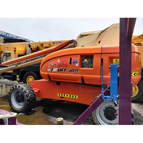 80 Feet JLG 800S Boom Lifts