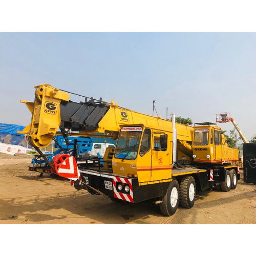 35 Ton Grove TMS 300LP Telescopic Crane Rental सेवाएं