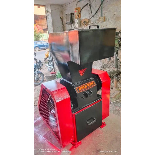 Red Pet Bottle Crusher Machine