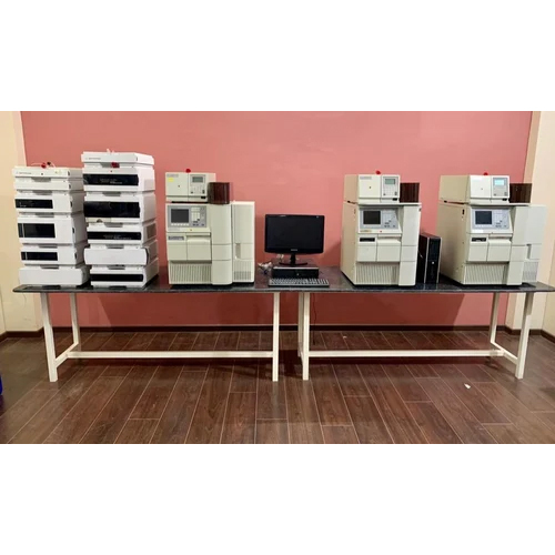 Refurbished Quaternary E Series With 2998 Application: Lab Use